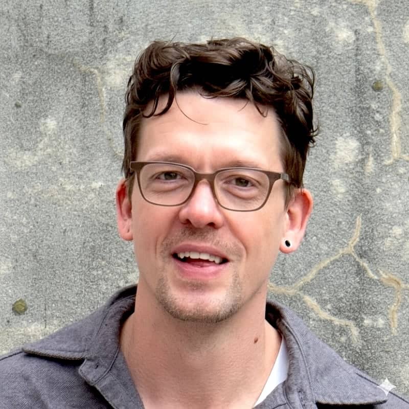 James Kowalskiadd